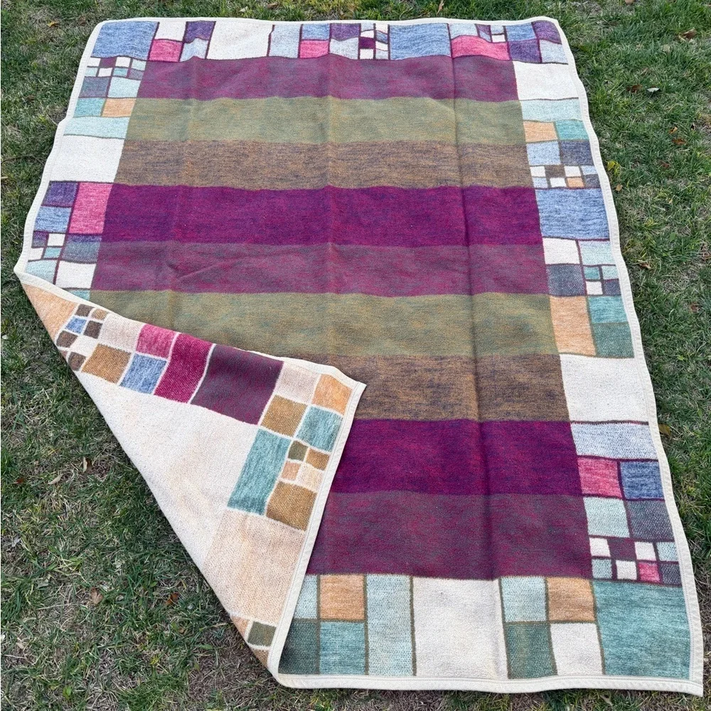 VTG Biederlack MCM Geometric Stained Glass Reversible Throw Blanket 59x74 Soft